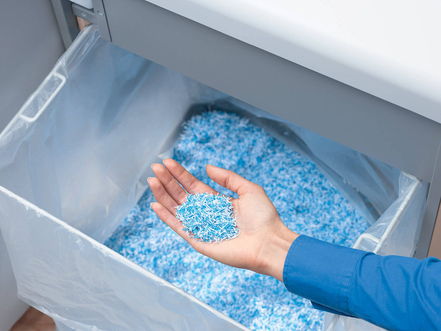 Dahle 40434 P-7 high-security paper shredder