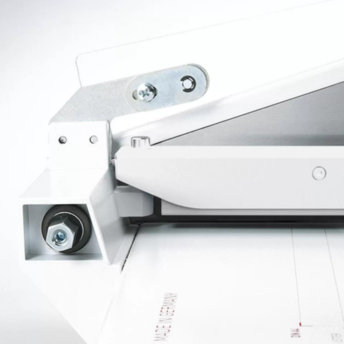 MBM Triumph 1158 Paper Trimmer (Handle Hinge)